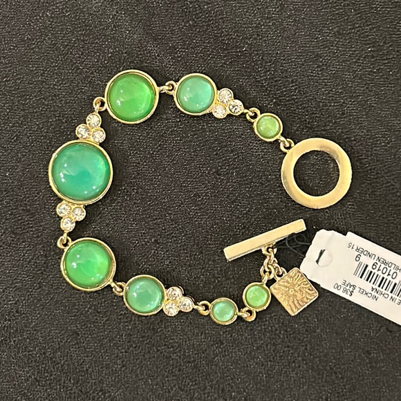 Anne Klein Green & Gold Bracelet. NEW - Picture 1 of 14